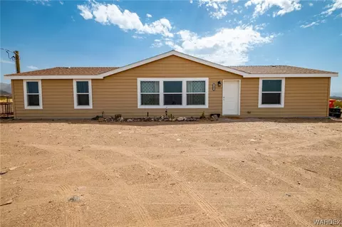 1400 S Bacobi Rd, Golden Valley, AZ 86413
