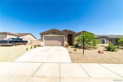 2903 E Luna Vis, Kingman, AZ 86409