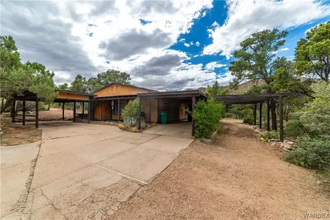 2569 S Carol Ln, Kingman, AZ 86401
