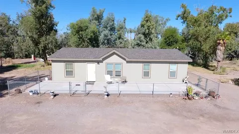 2098 E Pescador Dr, Mohave Valley, AZ 86440