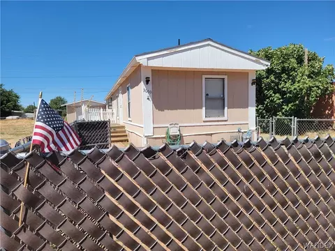 3069 E Suffock Ave, Kingman, AZ 86409