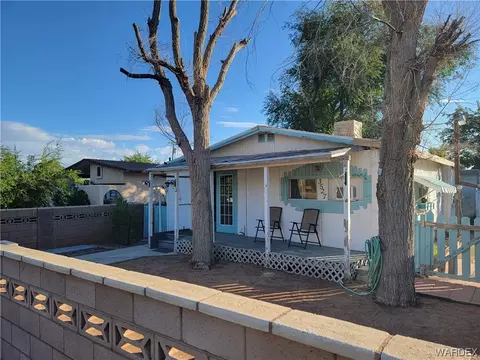 3527 E Robin Ln, Kingman, AZ 86409