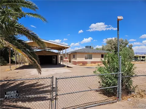 2127 E Cabot Dr, Mohave Valley, AZ 86440