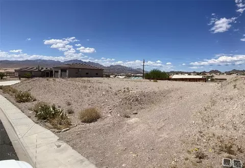 2601 Unicorn Rd, Bullhead City, AZ 86429