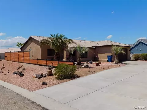 2405 E Nez Perce Rd, Fort Mohave, AZ 86426