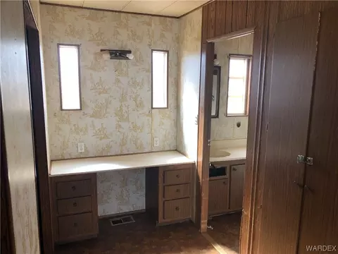2330 E Suffock Ave, Kingman, AZ 86409 photo 32