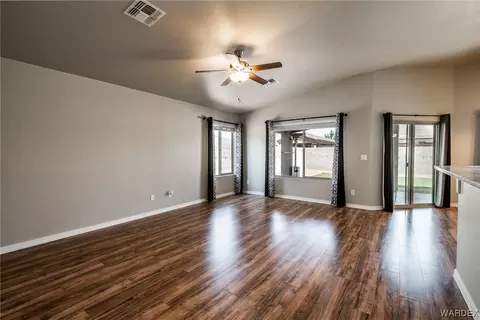 3947 E Suffock Ave, Kingman, AZ 86409 photo 3