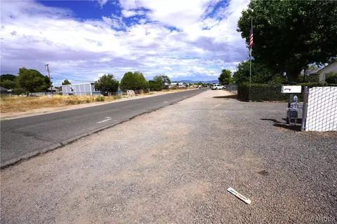 2470 E Devlin Ave, Kingman, AZ 86409 photo 17