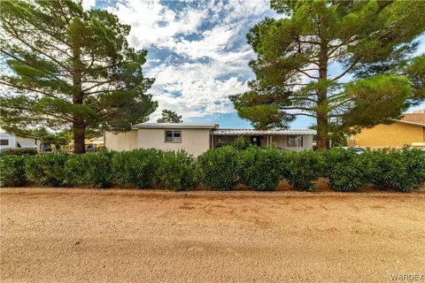 2820 E Suffock Ave, Kingman, AZ 86409