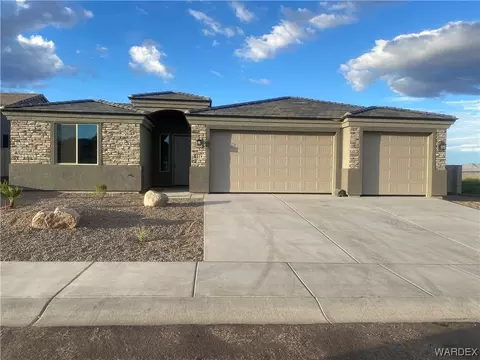 5574 Eagle View Rd, Kingman, AZ 86401