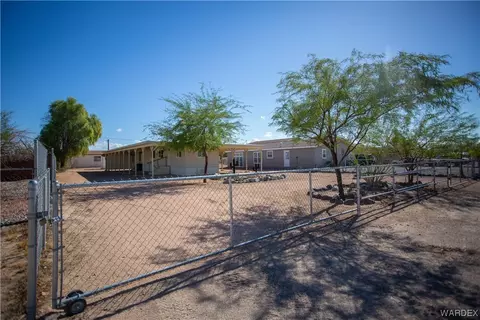 5308 El Mirage Dr, Topock, AZ 86436