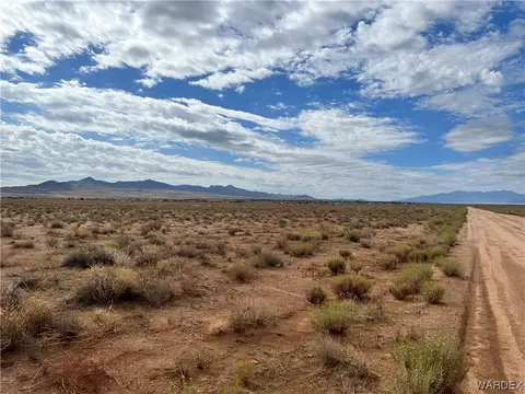 142 E B E Brooks Blvd # A, Kingman, AZ 86409 photo 9
