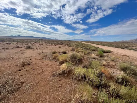 142 E B E Brooks Blvd # A, Kingman, AZ 86409 photo 14