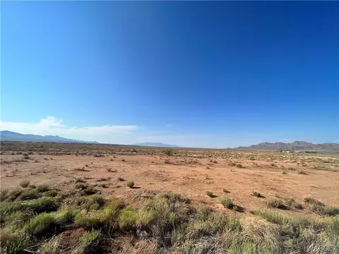 142 E B E Brooks Blvd # A, Kingman, AZ 86409 photo 5