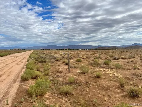 142 E B E Brooks Blvd # A, Kingman, AZ 86409 photo 8