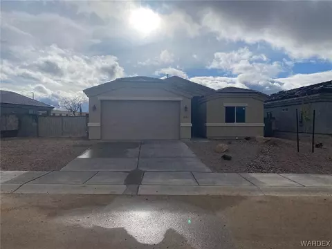 3654 Plains Ave, Kingman, AZ 86401