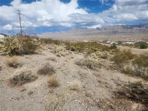 95 E Whitmore Dr, Meadview, AZ 86444 photo 3