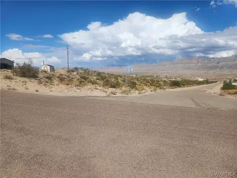 95 E Whitmore Dr, Meadview, AZ 86444