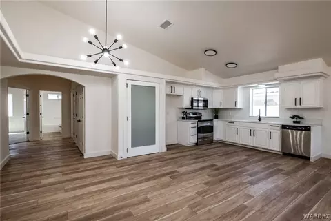 3832 Suffock, Kingman, AZ 86409