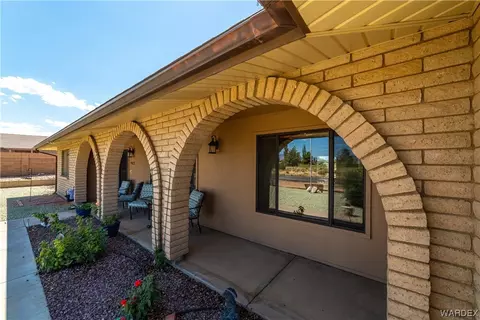 7922 E Saddleback Dr, Kingman, AZ 86401 photo 8