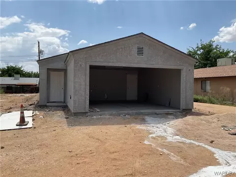 2350 E Carver Ave, Kingman, AZ 86409