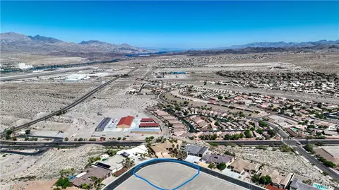 2704 Highview Dr, Bullhead City, AZ 86429