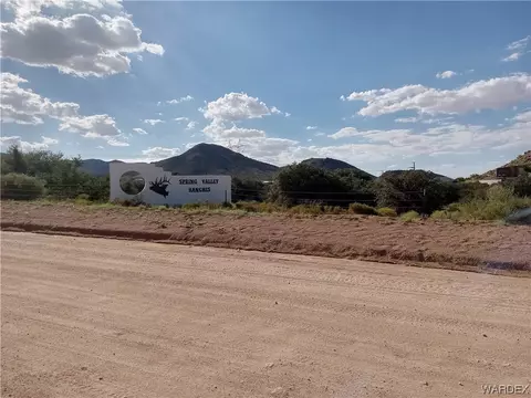7510 N Frerichs Ranch Rd, Hackberry, AZ 86411 photo 2