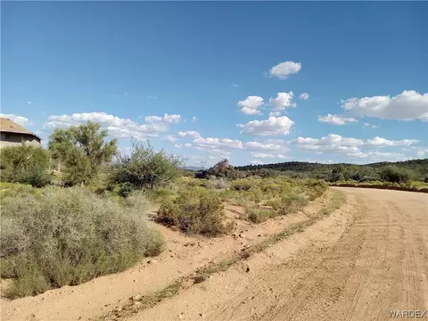 7510 N Frerichs Ranch Rd, Hackberry, AZ 86411 photo 9