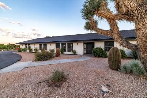 660 Shadow Mountain Dr, Kingman, AZ 86409