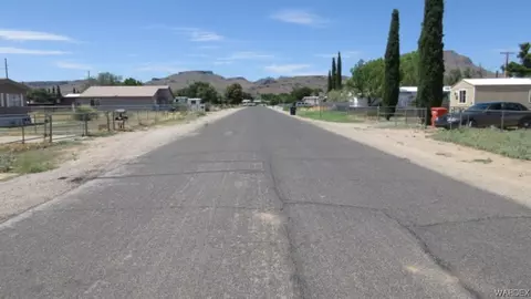 2205 E Devlin Ave, Kingman, AZ 86409 photo 4