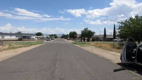 2205 E Devlin Ave, Kingman, AZ 86409 photo 3