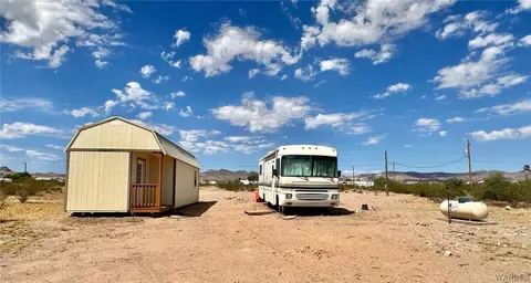 916 S Elgin Rd, Golden Valley, AZ 86413