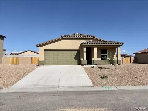 5576 S Glacier Creek Rd, Fort Mohave, AZ 86426