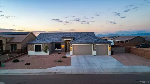 4161 E Diamond Joe Rd, Kingman, AZ 86401