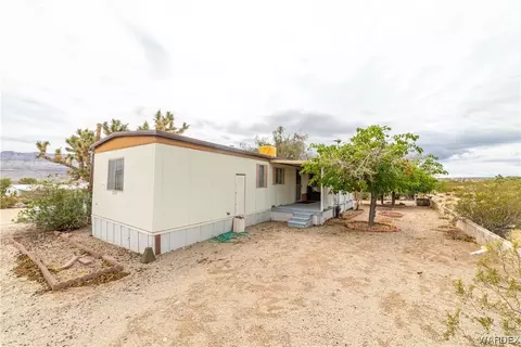 300 E Whitmore, Meadview, AZ 86444 photo 5