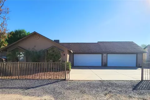 10270 S Plantation Dr, Mohave Valley, AZ 86440