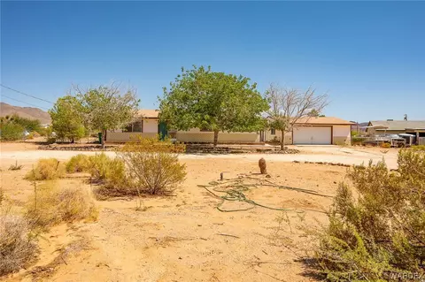594 S Hope Rd, Golden Valley, AZ 86413