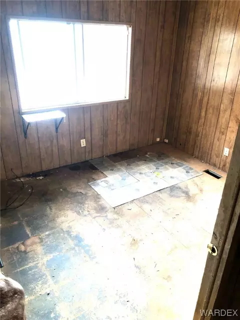 2810 E Ames Ave, Kingman, AZ 86409 photo 8
