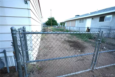 2810 E Ames Ave, Kingman, AZ 86409 photo 15