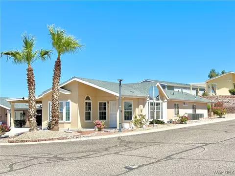 776 Desert Crest Dr, Bullhead City, AZ 86429