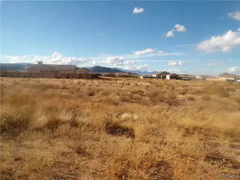 10125 N Concho Dr, Kingman, AZ 86401