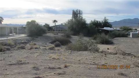 4568 E Linden Dr, Topock, AZ 86436 photo 2