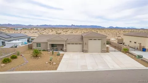 6196 S Vanderslice Rd, Fort Mohave, AZ 86426