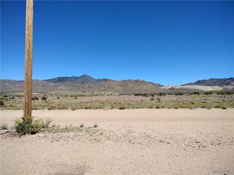 000 Old Boulder Hwy, Golden Valley, AZ 86413