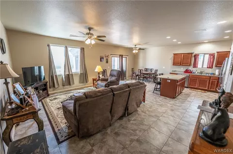 5353 Eagle View Rd, Kingman, AZ 86409 photo 4