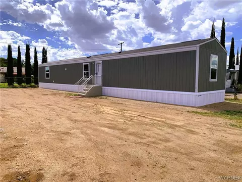 3664 E Bluebird Ln, Kingman, AZ 86409