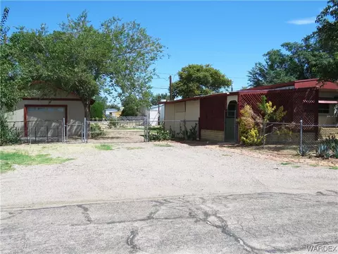 3555 E Lory Ln, Kingman, AZ 86409
