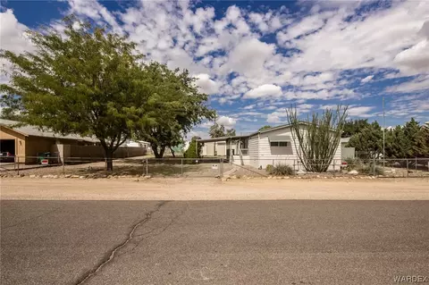 2465 E Ames Ave, Kingman, AZ 86409