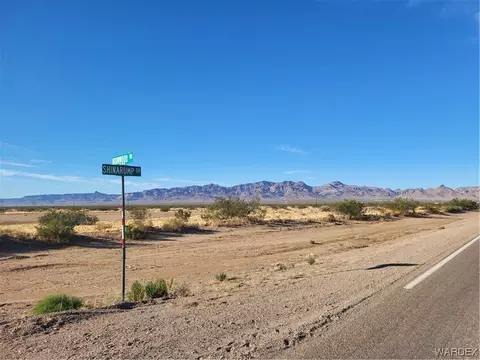 2521 S Ironwood Rd, Golden Valley, AZ 86413