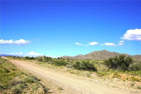 000 E Five Wells Rd, Kingman, AZ 86409 photo 6